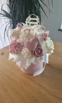 Flower box kwiaty z wosku na każdą okazję. — ujęcie 2