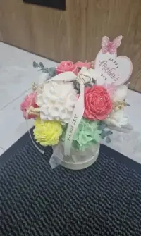 Flower box kwiaty z wosku na każdą okazję. — ujęcie 4
