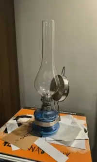 Lampa naftowa PRL rozmiar 8". Niebieska. — ujęcie 3