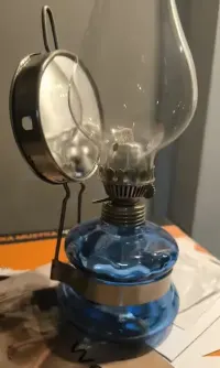 Lampa naftowa PRL rozmiar 8". Niebieska. — ujęcie 5