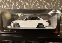 Mercedes c W206 1:18 — ujęcie 2