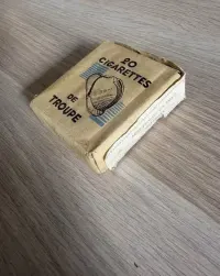 Opakowanie po papierosach — ujęcie 2