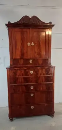Sekretera Biedermeier mahoń — ujęcie 2