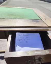 Stylowe, kompaktowe biurko vintage / antyczne – idealne do małych przestrzeni — ujęcie 3