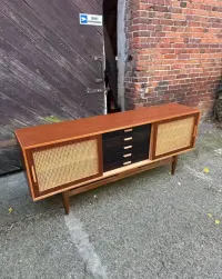 Duńska szafka / kredens / komoda / sideboard klasyczny tekowy — ujęcie 3