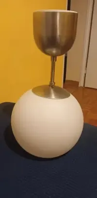 Lampa wisząca z Ikea — ujęcie 2