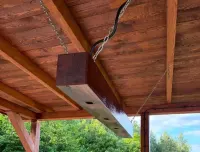 Drewniana lampa wiszaca- ręcznie wykonana. — ujęcie 3