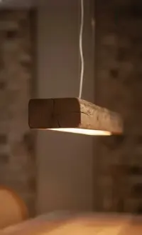 Drewniana wisząca lampa Led, stare drewno, belka w stylu retro, loft — ujęcie 3