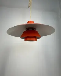 Duńska lampa wisząca Louis Poulsen PH 4/3 Poula Henningsena — ujęcie 2
