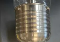 Duża lampa żarówka — ujęcie 4