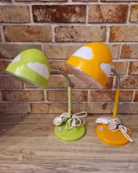 IKEA SKOJIG - lampa sufitowa i biurkowa dziecięca — ujęcie 3