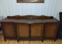Komoda drewniana — ujęcie 2