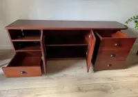 Komoda TV drewno naturalne — ujęcie 3