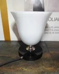 Lampa Art Déco kultowy model marki Mazda — ujęcie 2