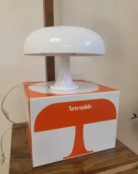 Lampa Artemide Nessino biala, jak nowa, sklep 950 — ujęcie 3