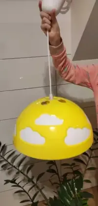 Lampa do pokoju dziecięcego IKEA — ujęcie 4
