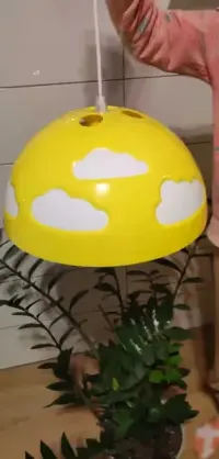 Lampa do pokoju dziecięcego IKEA — ujęcie 2