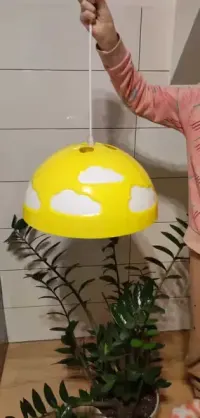 Lampa do pokoju dziecięcego IKEA — ujęcie 3