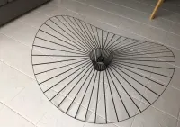 Lampa Kapelusz, czarna 120cm inspirowana Vertigo — ujęcie 3