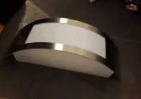 lampa kinkiet z żarówką — ujęcie 4