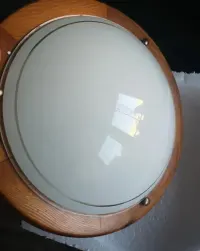 Lampa  klosz drewniana, sprawna — ujęcie 2