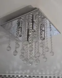 Lampa łazienkowa — ujęcie 3