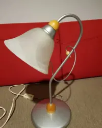 Lampa nocna lampka biurkowa — ujęcie 2