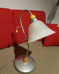 Lampa nocna lampka biurkowa — ujęcie 4