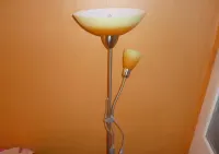 Lampa podłogowa stojąca / stan bardzo dobry — ujęcie 2