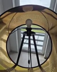 Lampa rano 5053 uszkodzona — ujęcie 2