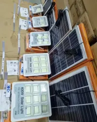 Lampa solarna VÖGLER GmBh 300W, sensor zmierzchu SMD — ujęcie 3