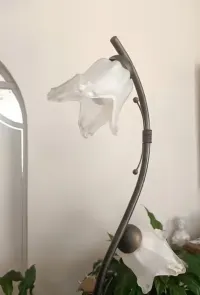 Lampa stojąca 2 klosze — ujęcie 2