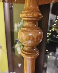 Lampa stojąca dębowa design vintage — ujęcie 5
