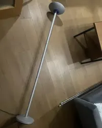 Lampa stojąca led — ujęcie 2