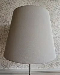 Lampa stojąca podłogowa Ikea Nyfros sklep 299 stan bdb — ujęcie 3