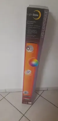 Lampa stojąca rgb — ujęcie 4