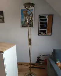 Lampa stojąca ściemnialna z lampką — ujęcie 4