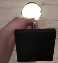 Lampa stołowa LED bezprzewodowa – Nowa, czarna, aluminium — ujęcie 3