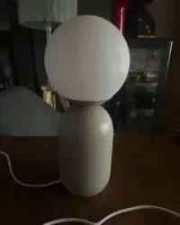 Lampa stołowa nowoczesna — ujęcie 2
