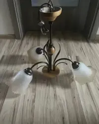 Lampa sufitowa pokojowa — ujęcie 2