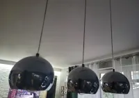 Lampa sufitowa trzy kule chromowane — ujęcie 3