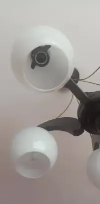 Lampa Sufitowa-Zyrandol (piękna,jak nowa) — ujęcie 3