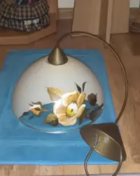 Lampa szklana malowane kwiaty — ujęcie 4