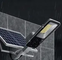 Lampa Uliczna Ogrodowa Solarna 100 LED 1000 W z czujnikiem — ujęcie 3