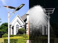 Lampa Uliczna Ogrodowa Solarna 100 LED 1000 W z czujnikiem — ujęcie 4
