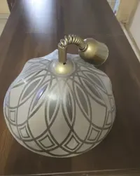 Lampa wisząca.  . — ujęcie 2