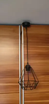 Lampa    wisząca — ujęcie 2