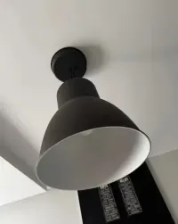 Lampa wisząca IKEA HEKTAR 38 cm czarna / ciemnoszara — ujęcie 2