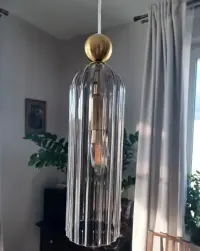 Lampa wisząca Piega 3 klosze dymione stan idealny styl nowojorski — ujęcie 4