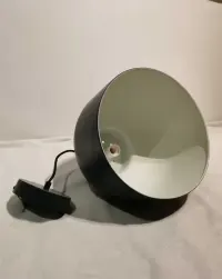 Lampa wisząca stalowa kolor antracyt, styl industrialny — ujęcie 3